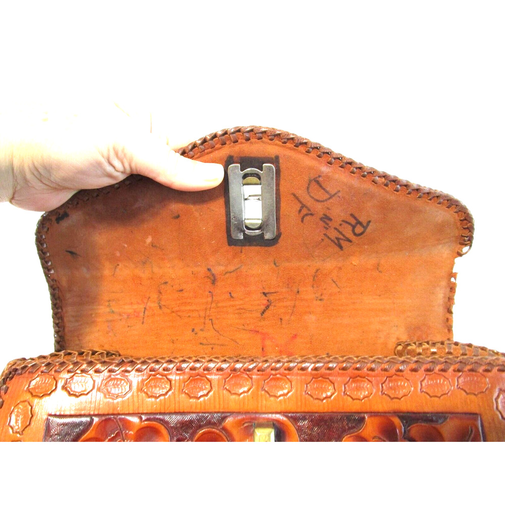 Vintage 70's Distressed Tooled Leather Clutch Purse - Picture 9 of 10